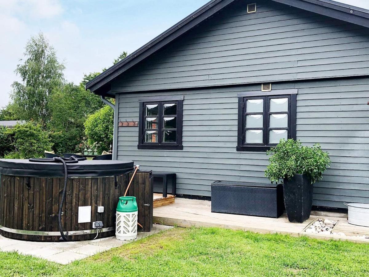 Holiday Home Gilleleje Lxxv Екстериор снимка